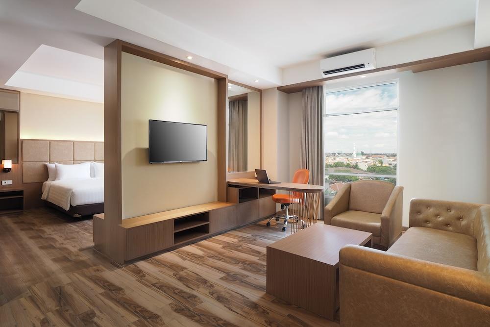 Horison Ciledug Jakarta Exterior foto