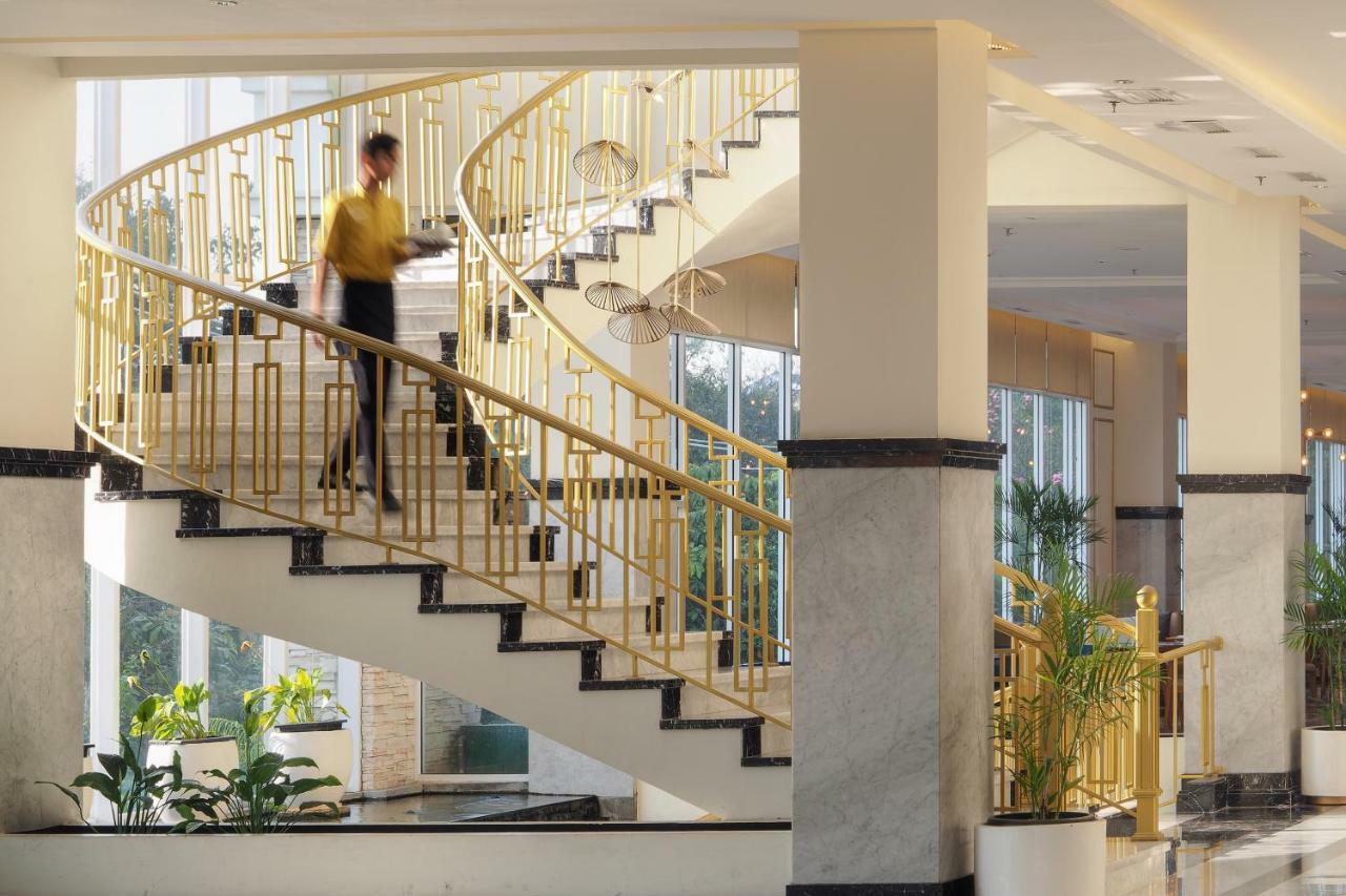 Horison Ciledug Jakarta Exterior foto